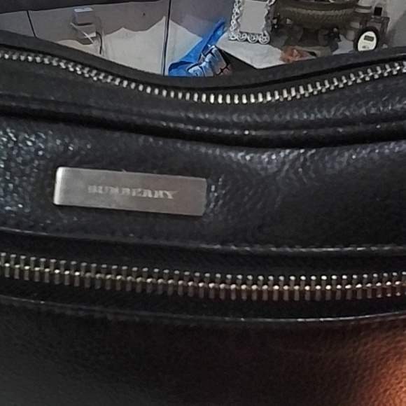 Authentic Burberry wrislet - Picture 4 of 16